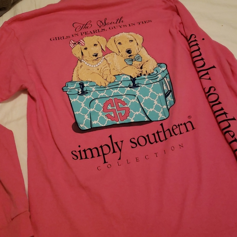 Like new Simply Southern Size Medium
